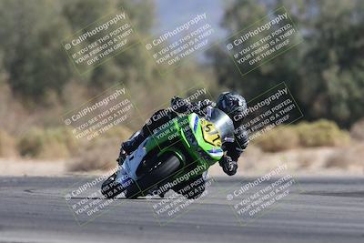 media/Nov-01-2025-CVMA (Sat) [[fc0f7531b8]]/Race 4-500-400-350 Supersport/